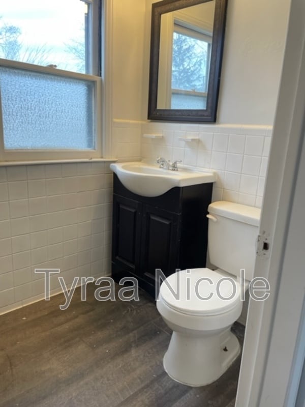 Building Photo - 19365 Kingsville St