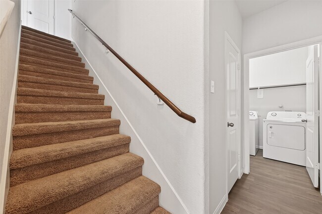 Building Photo - 17247 Quiet Song Ct