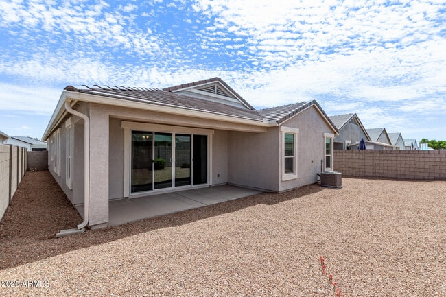 Building Photo - 37668 W San Alvarez Ave