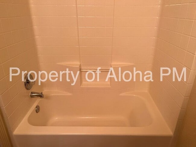 Building Photo - 5668 W Bloom St