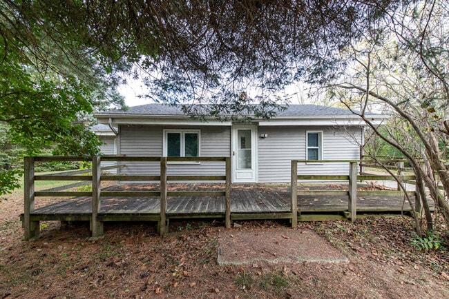 Building Photo - 10605 39th Ave