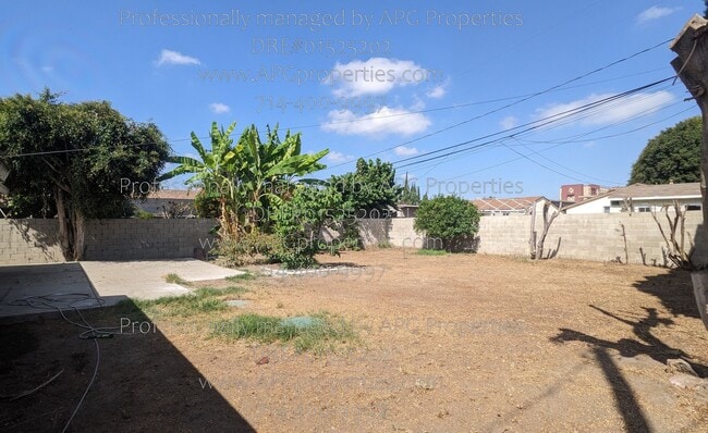 Building Photo - 12451 El Rancho Pl