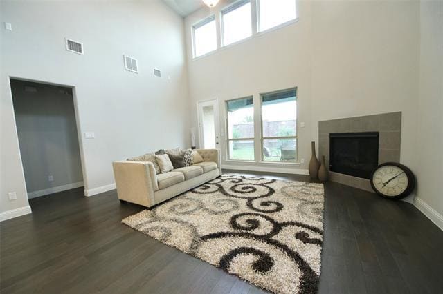 Building Photo - 5567 Claiborne Ct
