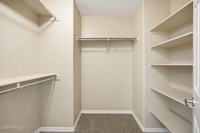 Building Photo - 3640 W Muirfield Ct