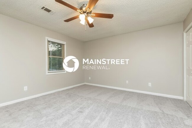 Building Photo - 4 Bedroom Pet-Friendly Home in Loganville, GA with Main Street Renewal
