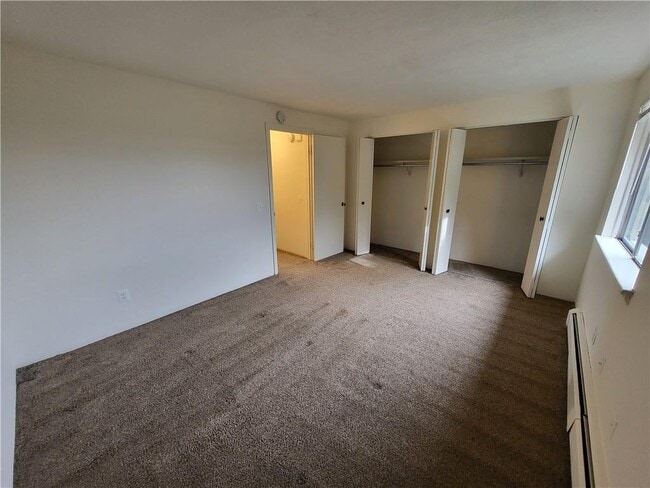 Building Photo - 7554 Victor Mendon Rd