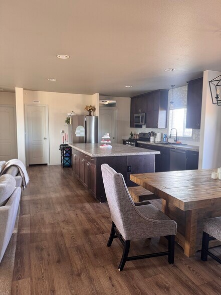 Building Photo - 36 Calle Enrique