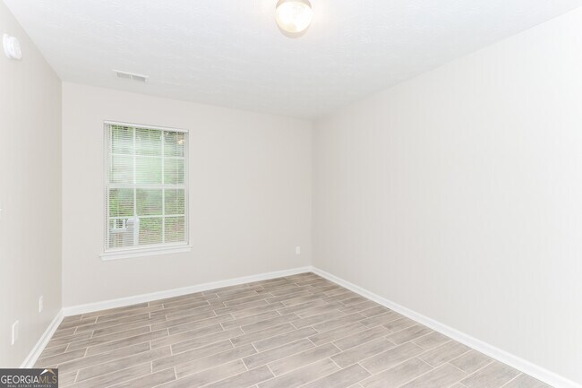 Building Photo - 1757 Birkshire Ridge