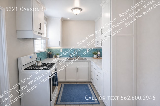 Building Photo - 5321 E Carson St