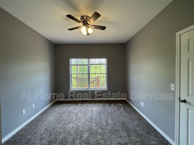 Building Photo - 4048 W Wilderness St