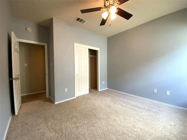 Building Photo - 9208 Brents Elm Dr