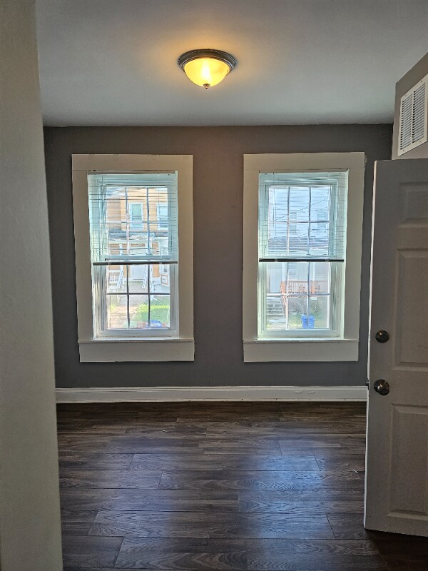 Building Photo - 518 Chestnut Hill Ave