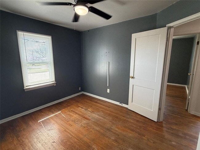 Building Photo - 3929 NW 32nd St