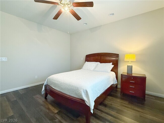 Building Photo - 3548 E Tompkins Ave