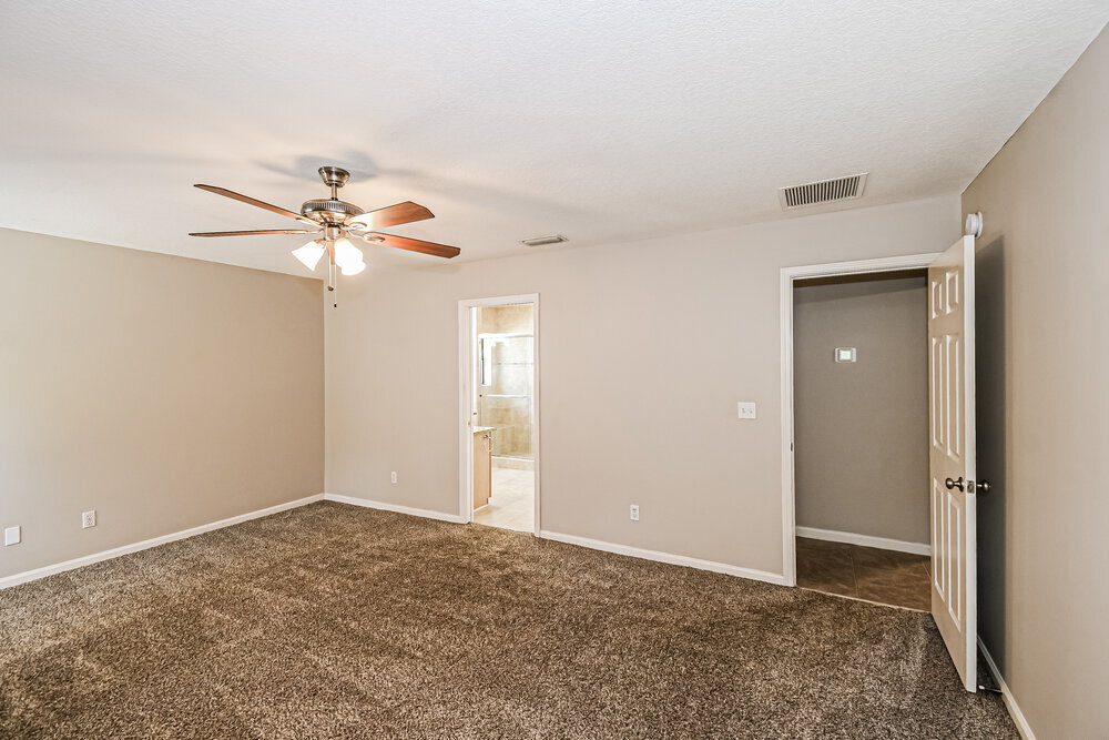 Building Photo - 7686 Arancio Dr