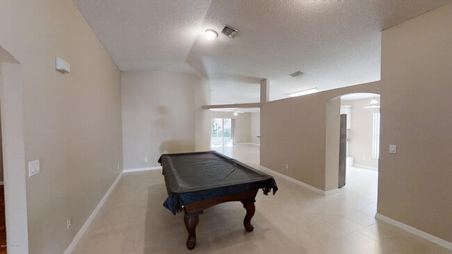 Building Photo - 2457 Deercroft Dr