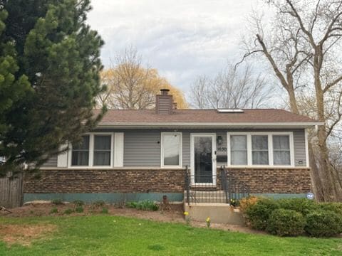 Building Photo - 1630 W Greenwood Ave