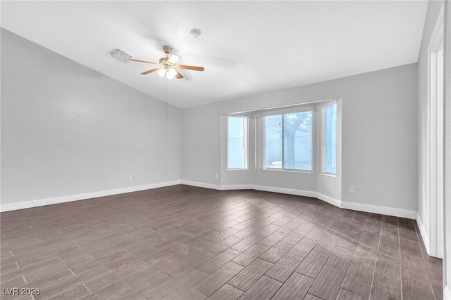 Building Photo - 3975 Duneville St