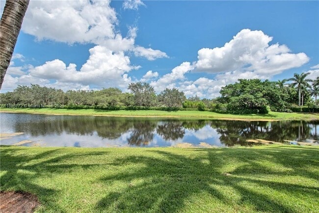 Building Photo - 2470 Cordoba Bend