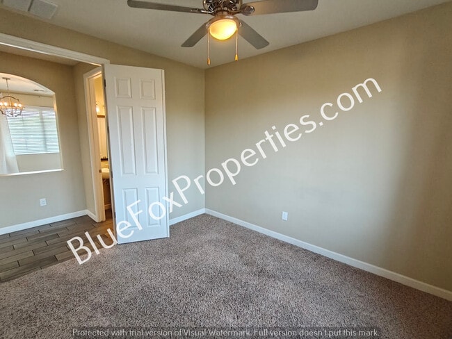 Building Photo - 8545 N Gaetano Loop