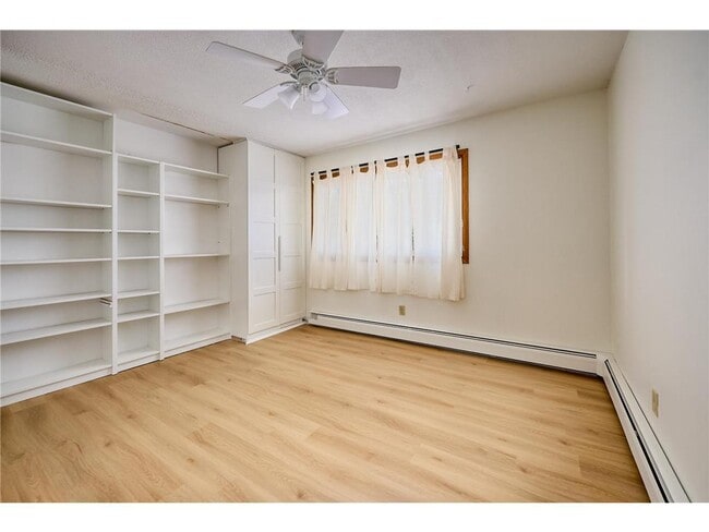 Building Photo - 565 Transit Ave