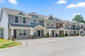 Building Photo - Nice Townhome Close to Tennova Hospital- J...