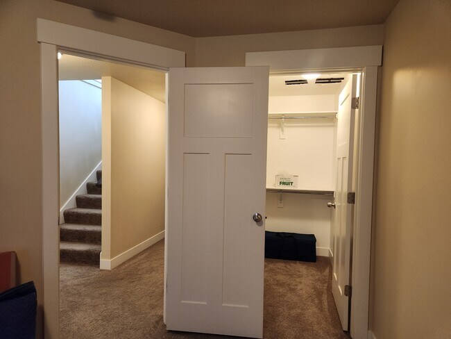 Building Photo - 11638 Winford Dr