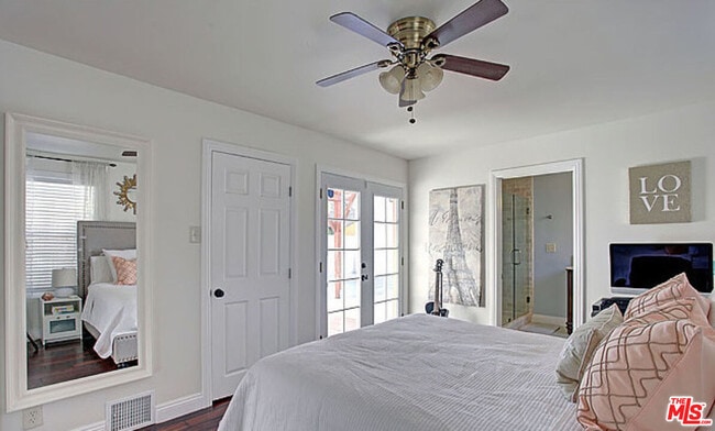 Building Photo - 2315 Cochran Ave