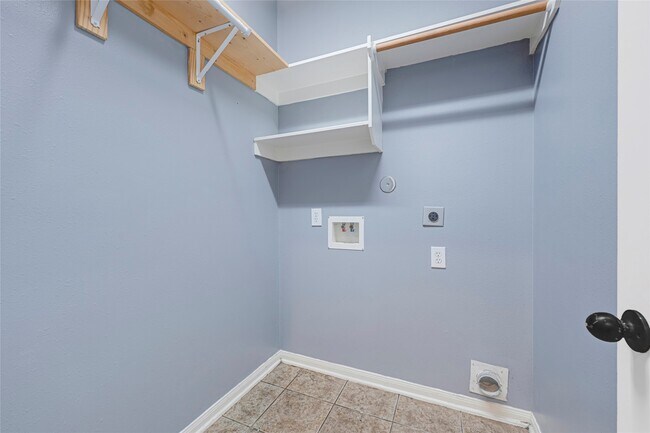 Building Photo - 18314 Wild Lilac Trail