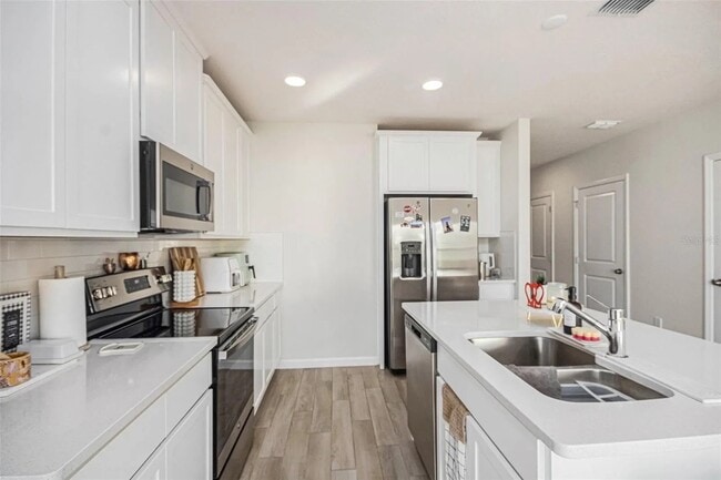 Building Photo - 4986 Prairie Preserve Run