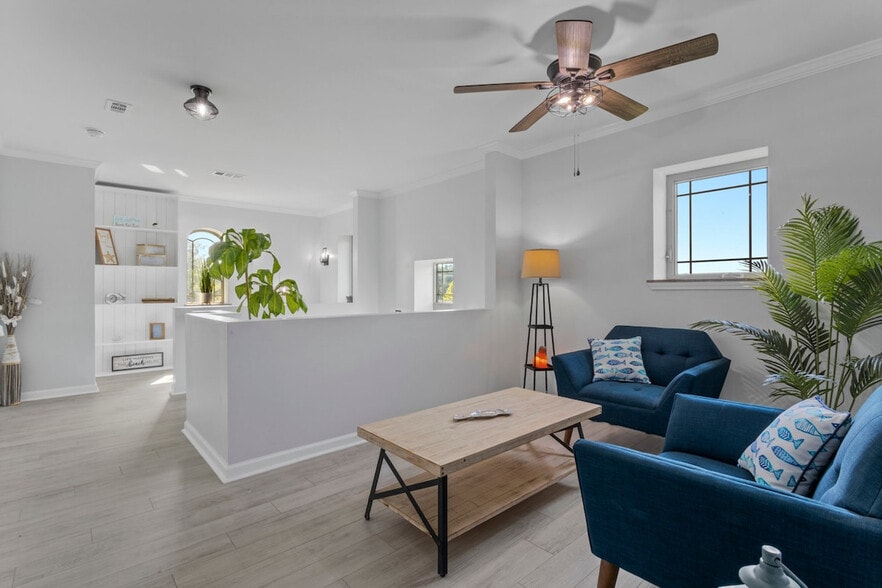 Building Photo - 139 Brady Dr