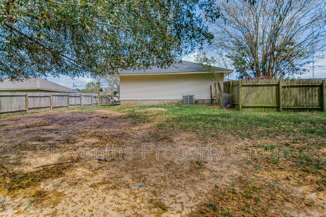 Building Photo - 3661 London Rd