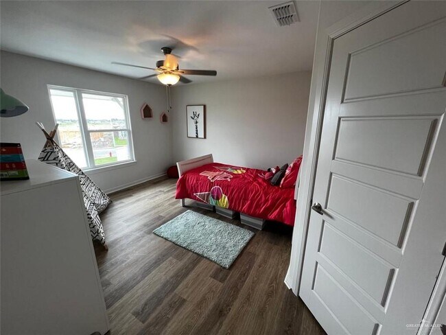 Building Photo - 700 S Tecate Dr