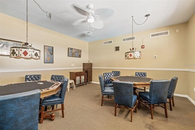 Building Photo - 5220 Brittany Dr S