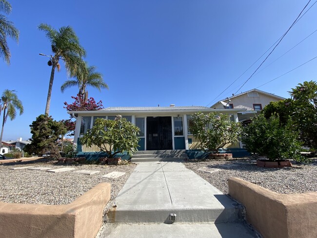 Primary Photo - 2704 Landis St
