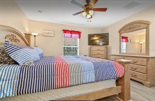 Building Photo - 100 Cardinal Ct