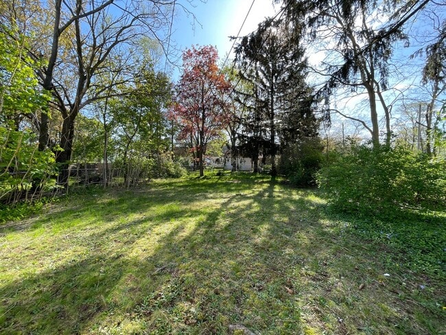 Building Photo - Two Bedroom Home in Muskegon