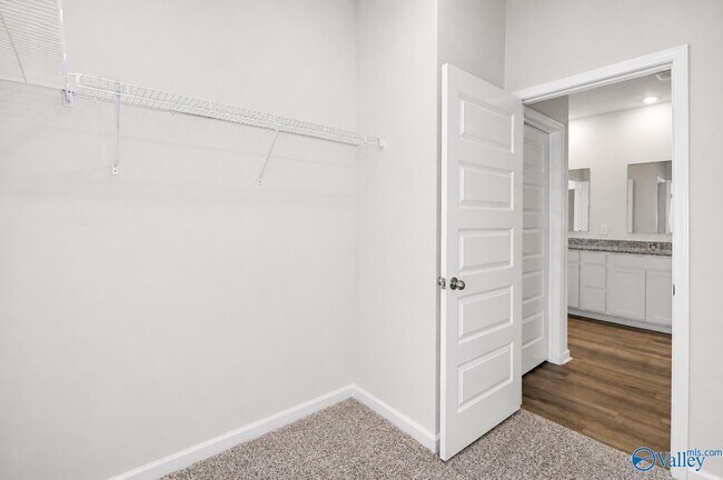Building Photo - 118 Betty Williams Dr