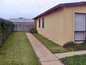 Building Photo - 1 Bed 1 Bath Duplex in Clairemont