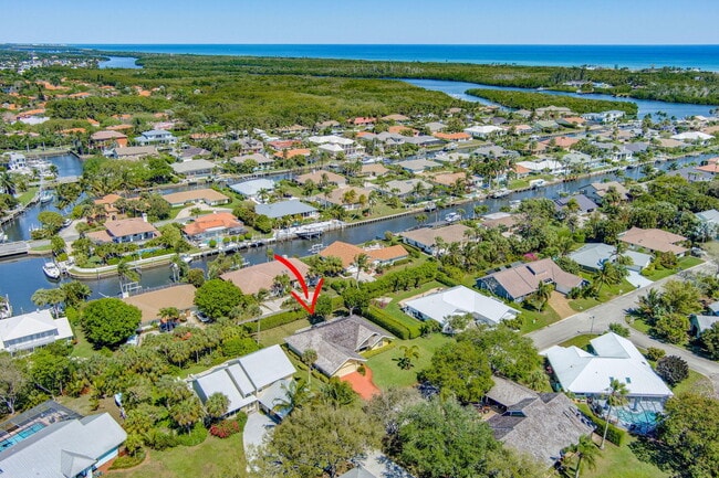Building Photo - 10420 SE Jupiter Narrows Dr