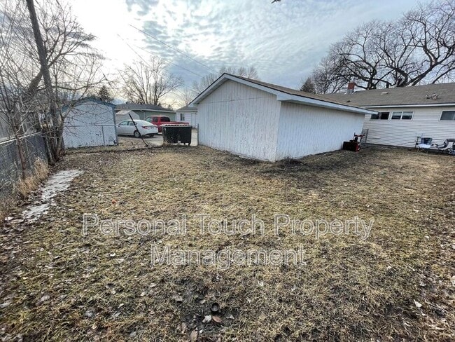 Building Photo - 1830 7th Ave S