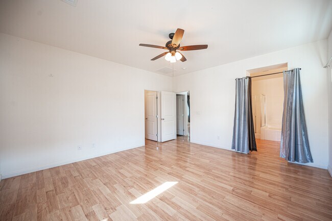 Building Photo - 8904 Harmony Hall Ave