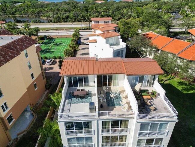 Building Photo - 1593 Pinellas Bayway S