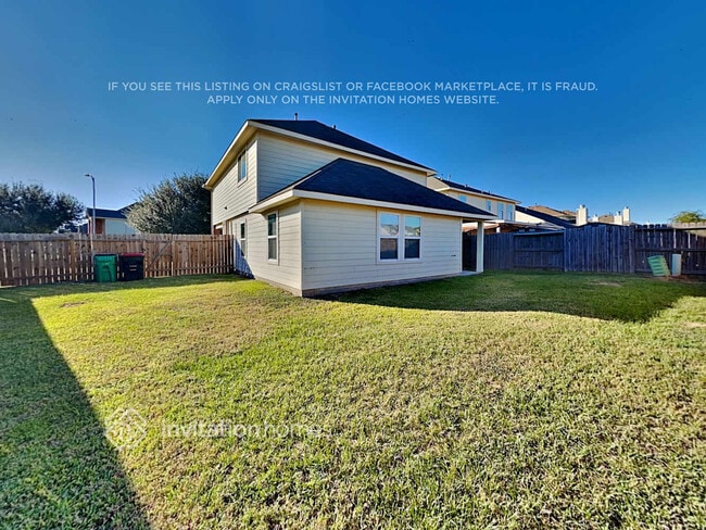 Building Photo - 5902 Deep S Dr