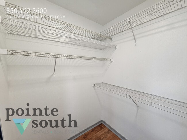 Building Photo - 4607 Lennox Pl