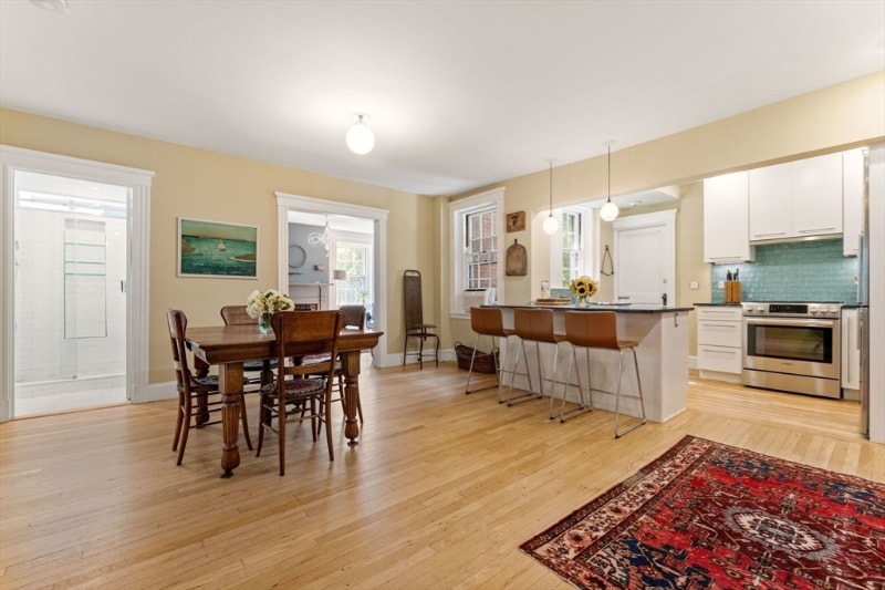 Building Photo - 43 Linnaean St