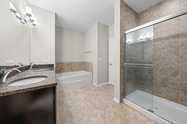 Building Photo - 1998 Shermer Rd