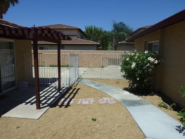 Building Photo - 32550 Shifting Sands Trail