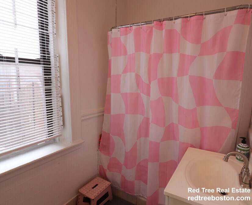 Building Photo - 407 Huntington Ave