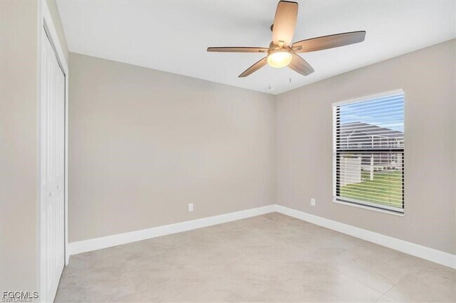 Building Photo - 1241 NW 37th Pl